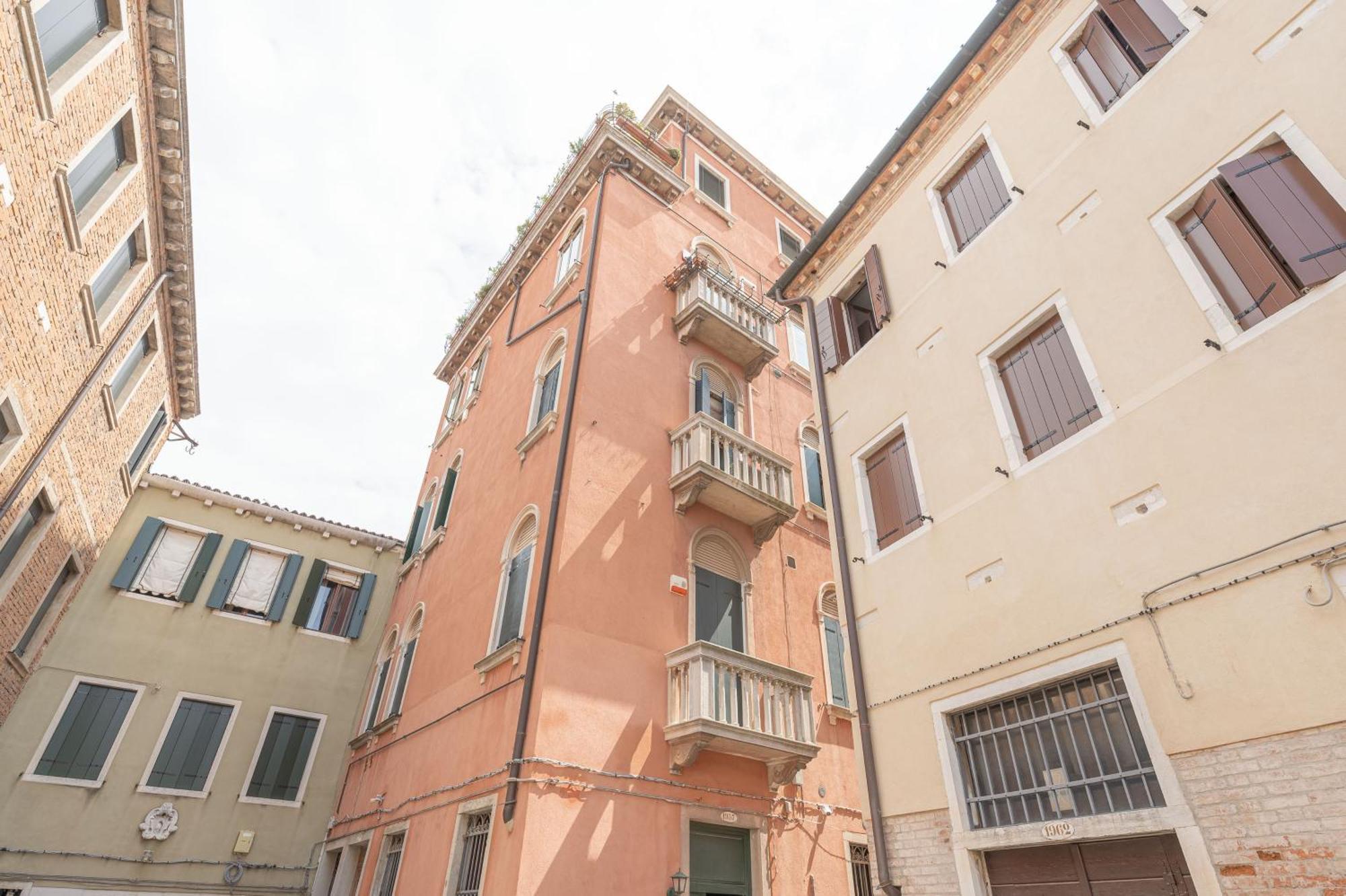 Casa Luna - Vicino Alla Stazione Dei Treni Venezia Esterno foto